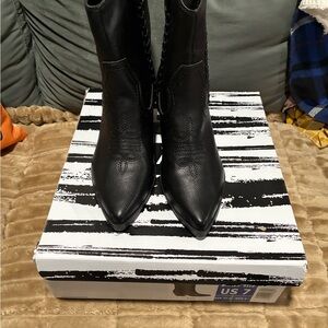 Dolce Vita Black Ankle Booties $35